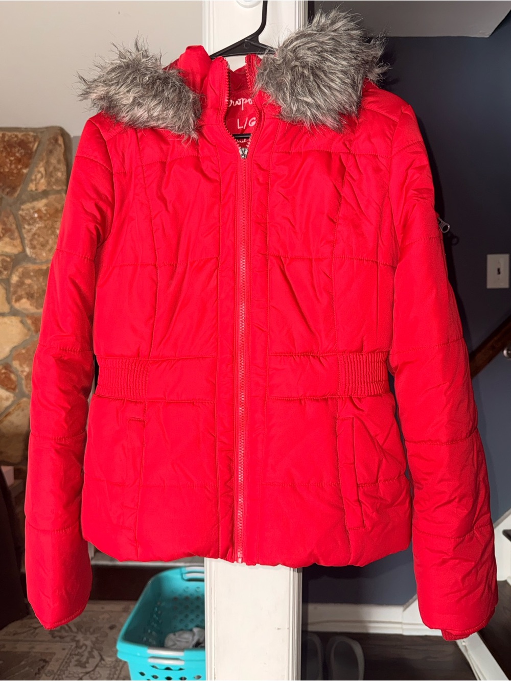 Aeropostale A87 Red Puffer Jacket Faux Fur Hood Women’s Size Large